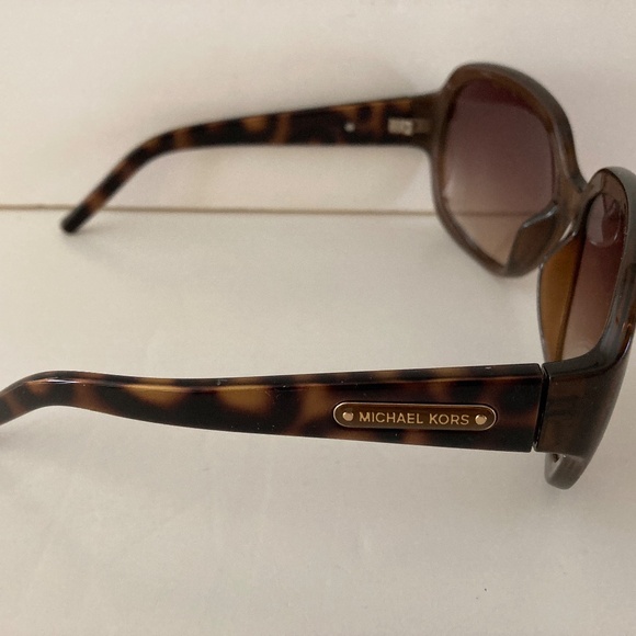 Michael Kors Women\'s Curacao Brown/Tortoise Sunglasses M2708S 238/Case/NEW!!! main image 4